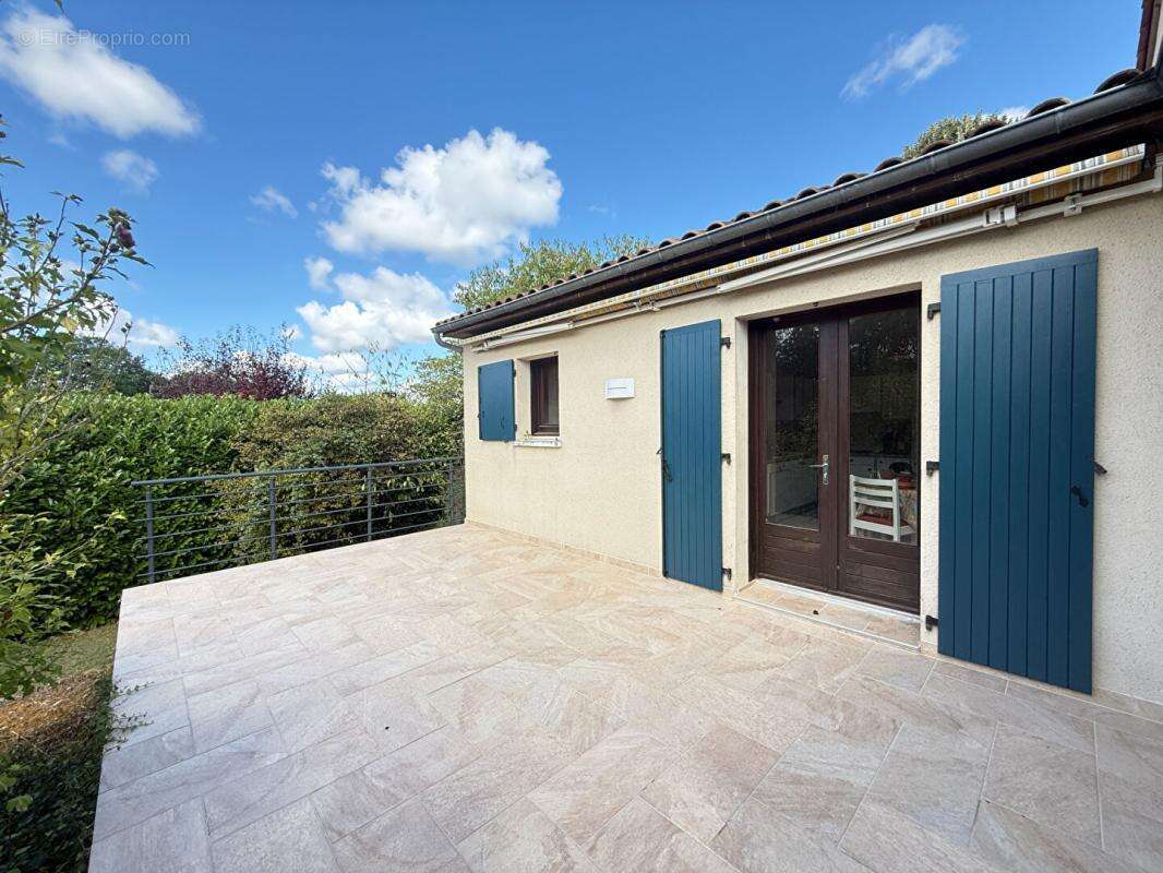 Maison à VOEUIL-ET-GIGET