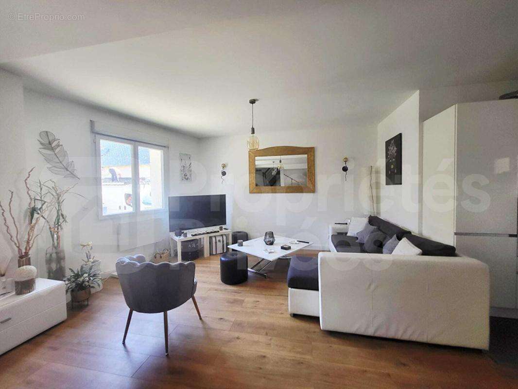 Maison à SERMAISES