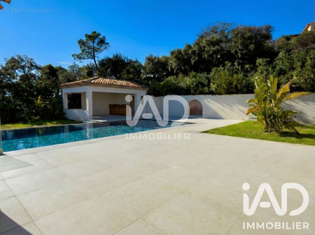 Maison 416 m² à Sainte-Maxime  - photo 3