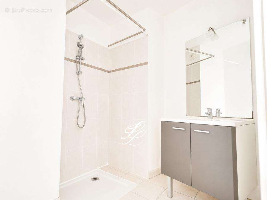 Appartement 54 m² à Tours  - photo 1306