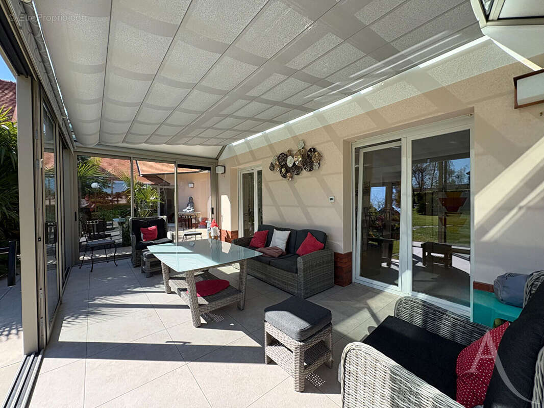 Maison à SAINT-MARTIN-DE-FONTENAY