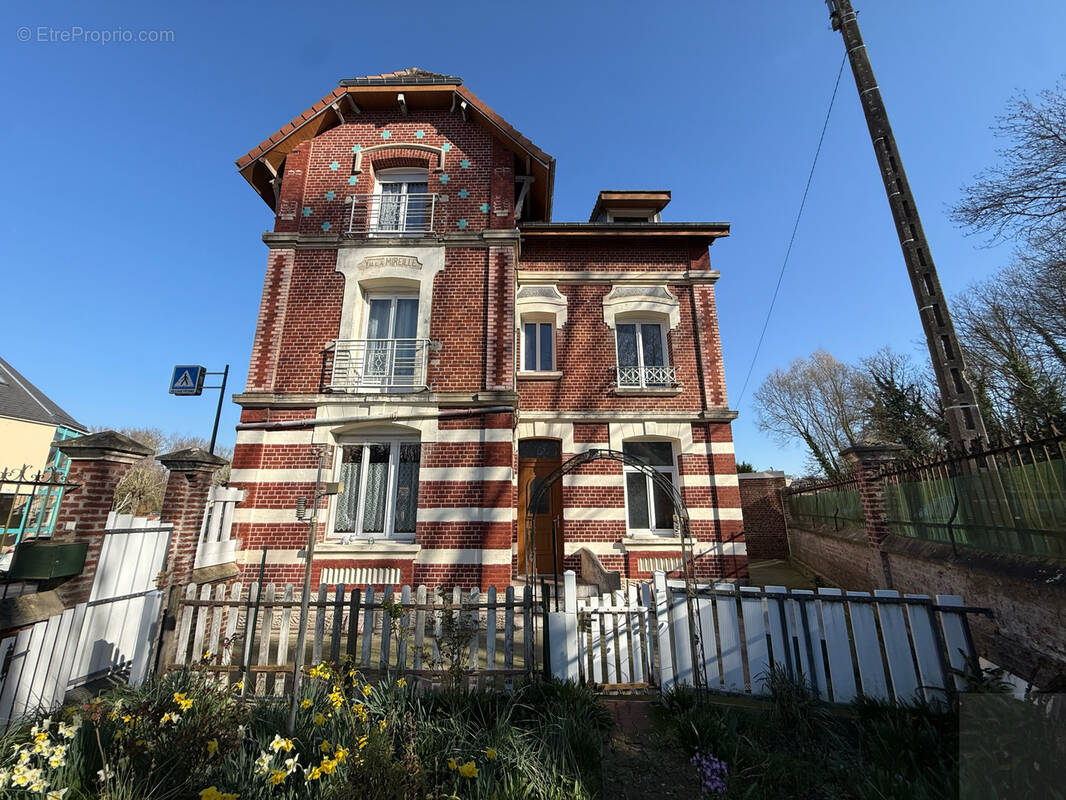 Maison à MONTDIDIER