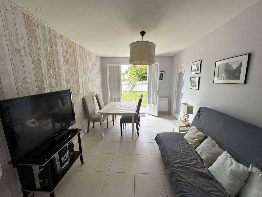 Maison à MESCHERS-SUR-GIRONDE