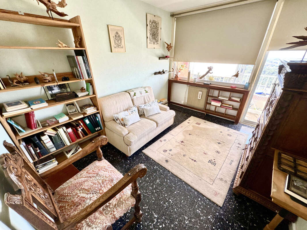 Appartement à MARSEILLE-9E