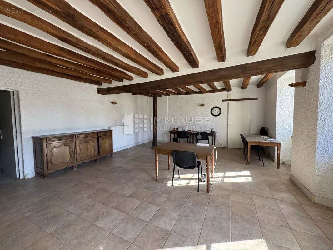 Maison à NOGENT-SUR-SEINE