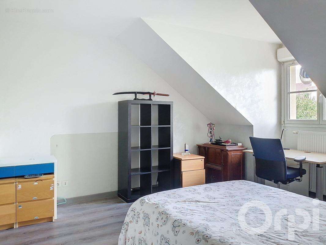 Maison à LONGJUMEAU