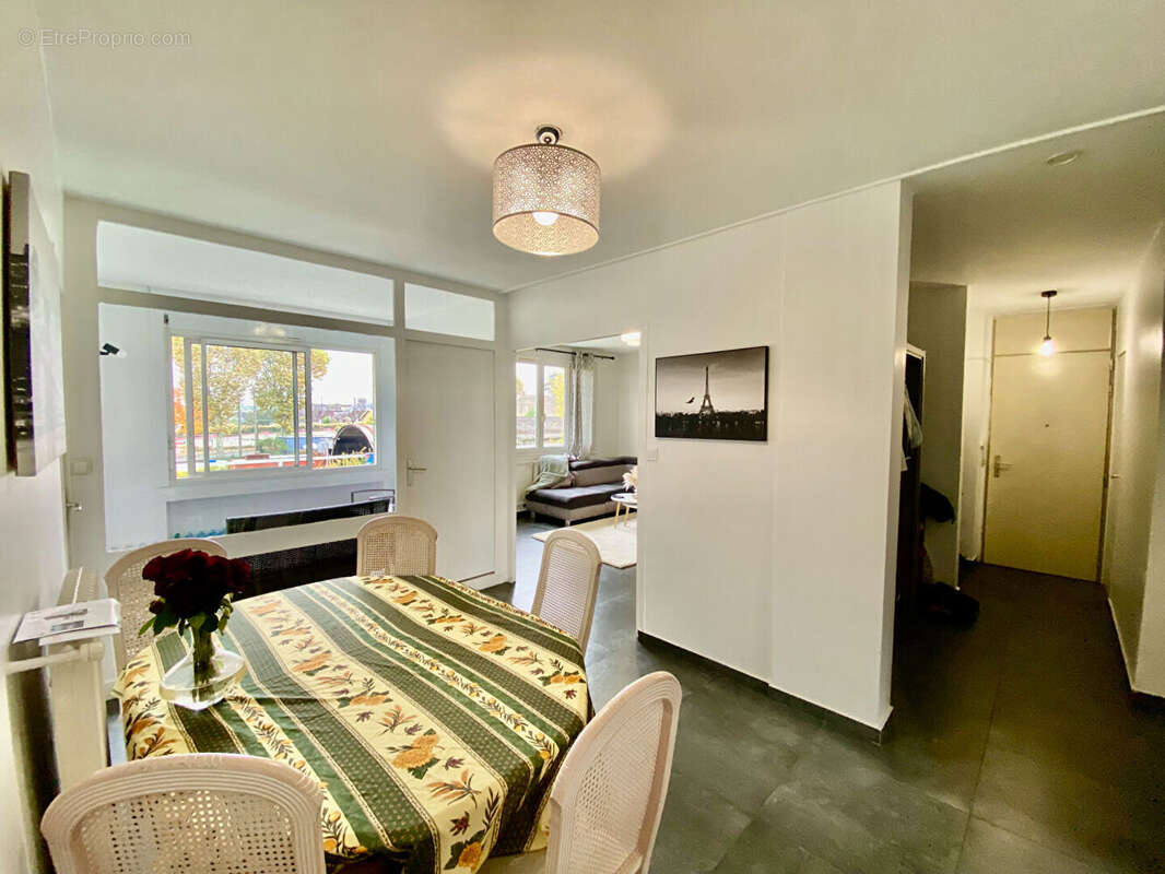 Appartement à MONTLUEL