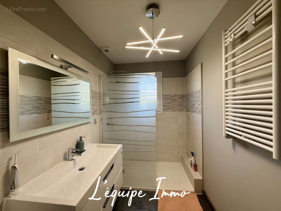 Villa t5 avec piscine et garage de 20m2 - photo 5