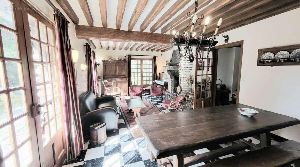 Maison à PACY-SUR-EURE