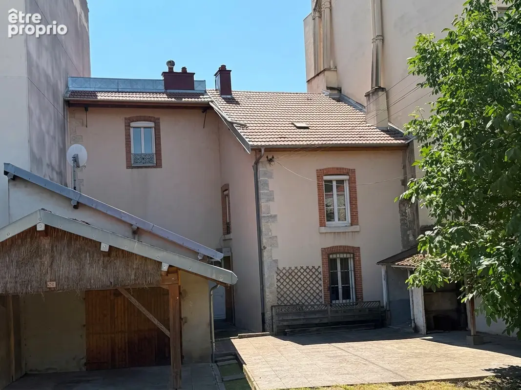 Appartement 180 m² à Besancon  - photo 2