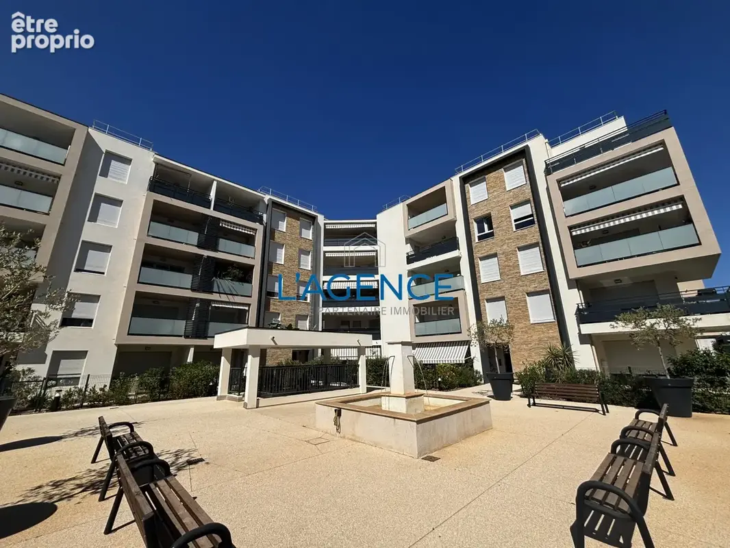 Appartement à HYERES