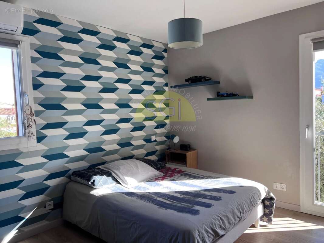 Maison à SAINT-GENIS-DES-FONTAINES