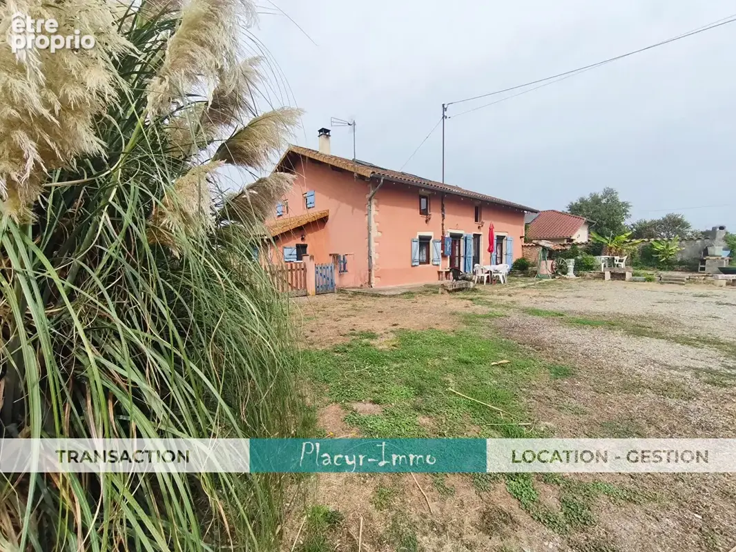 Ferme de 248 m² environ avec dépendances et terrain - 3 min de Pont-de-Vaux - photo 3