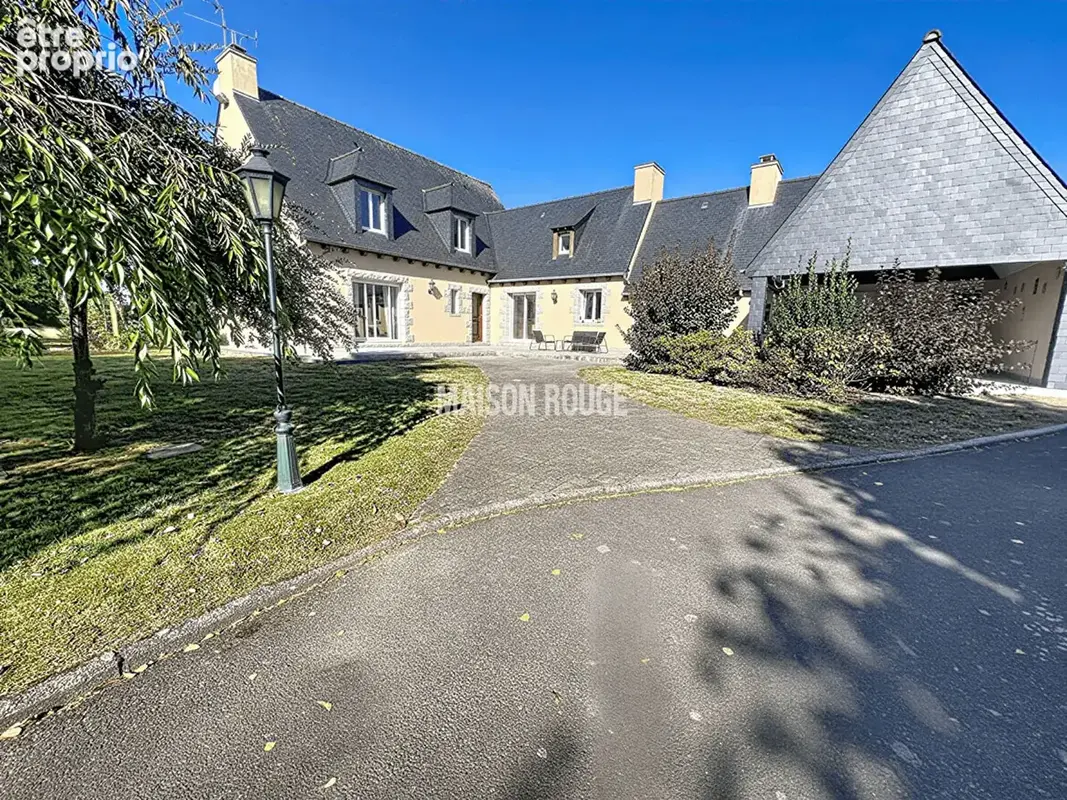 Maison à LE VIVIER-SUR-MER