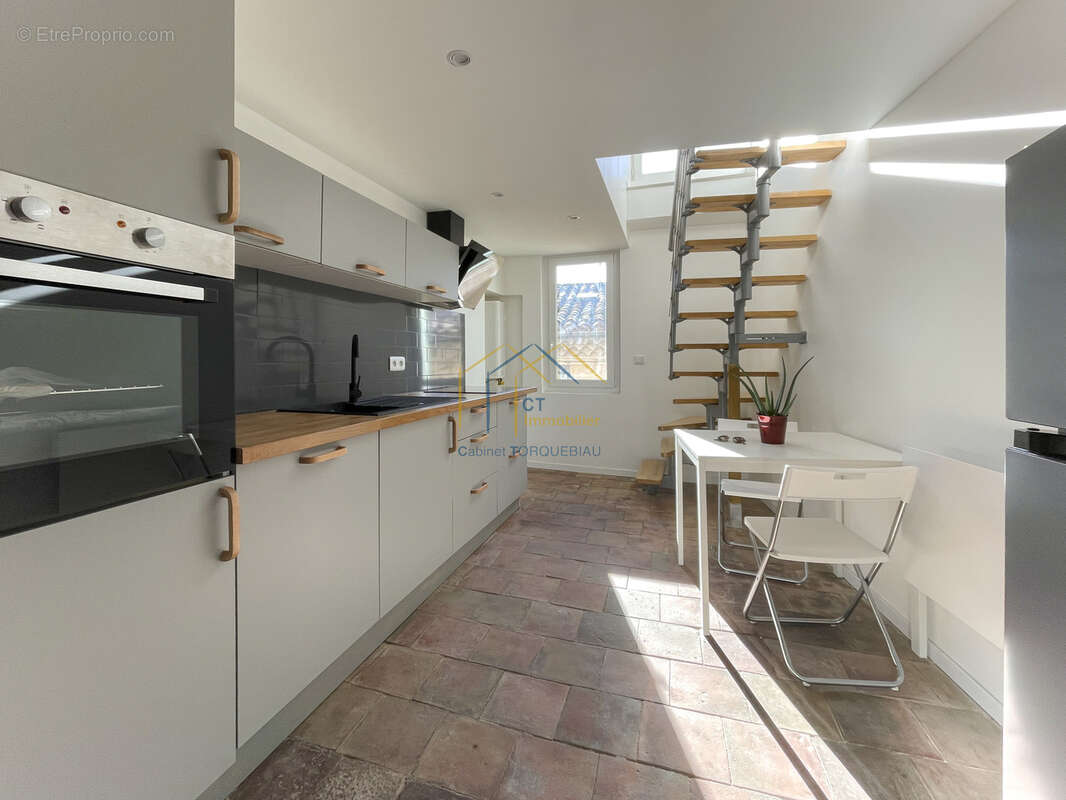Appartement à ANIANE