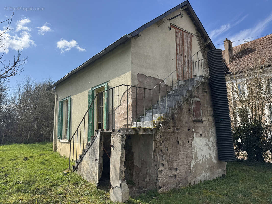 Maison à CORBIGNY