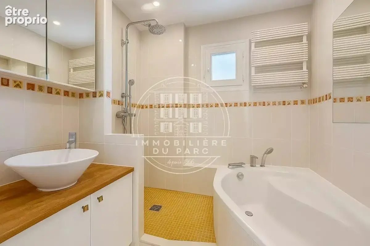 Dernier étage: Magnifique Appartement 3-4 Pièces. - photo 5