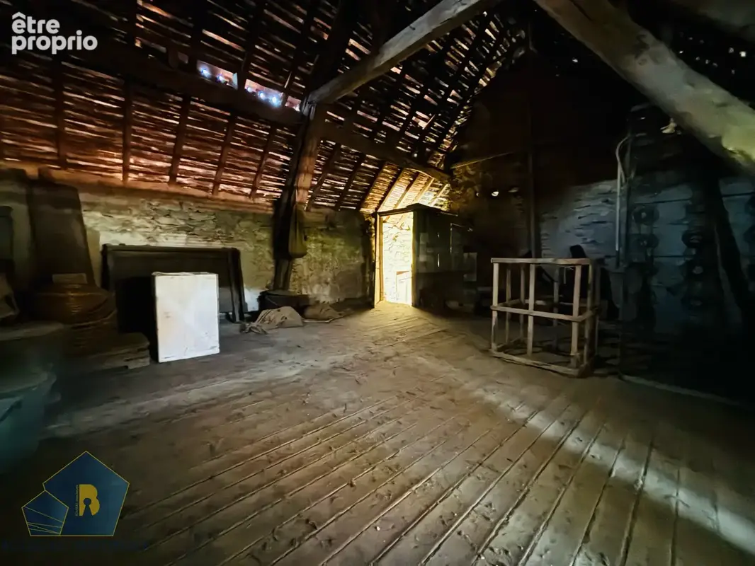 Maison de bourg à rénover - photo 8