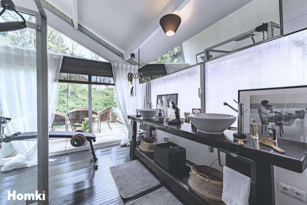 Maison à VILLENEUVE-LES-AVIGNON