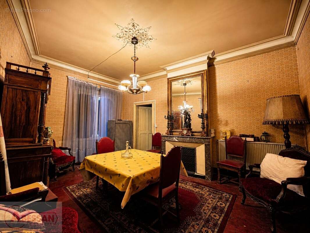 Maison à MARUEJOLS-LES-GARDON