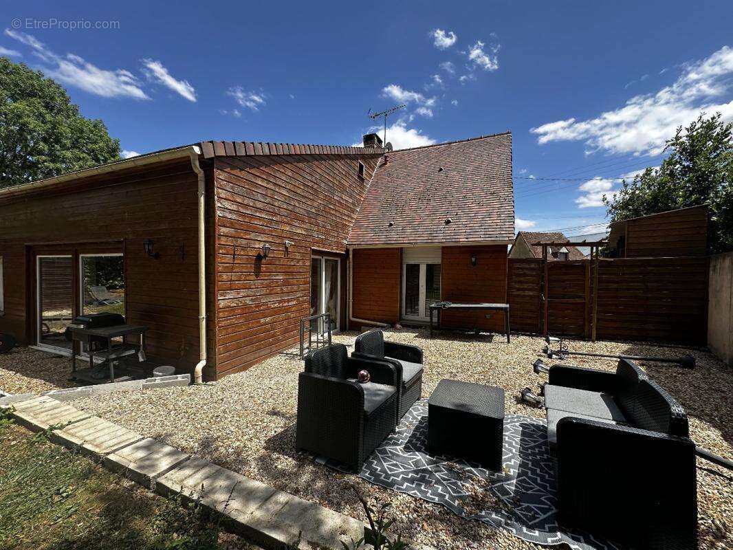 Maison 145 m² à Treon  - photo 12