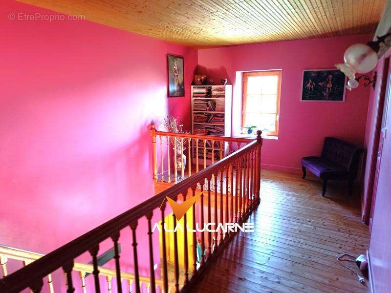 Maison à MONCOUTANT