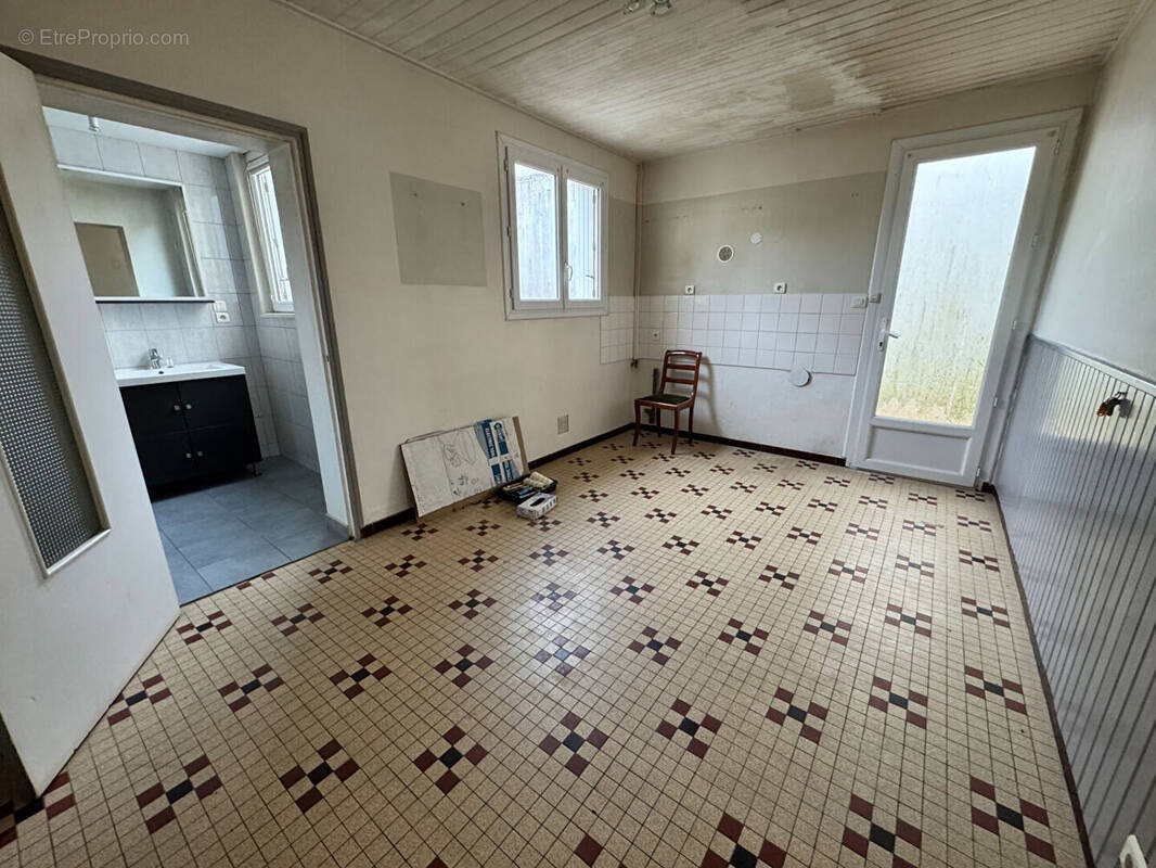 Maison à SAINT-JULIEN-DES-LANDES