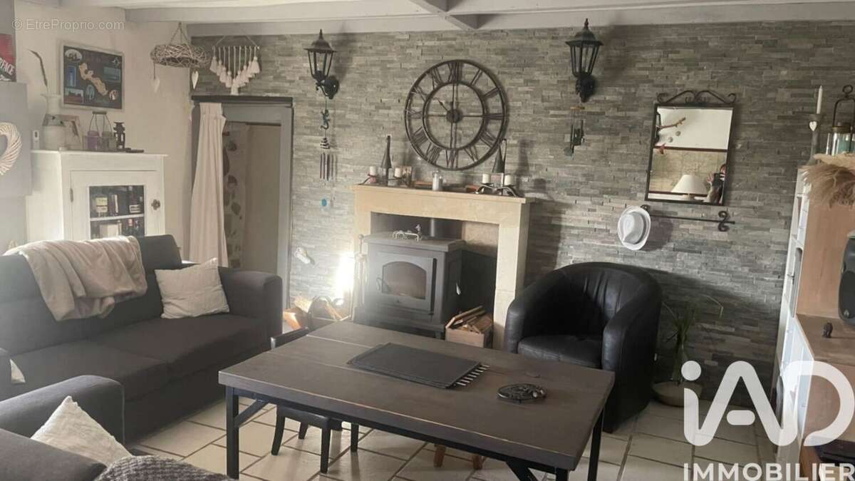 Photo 6 - Maison à MERVENT