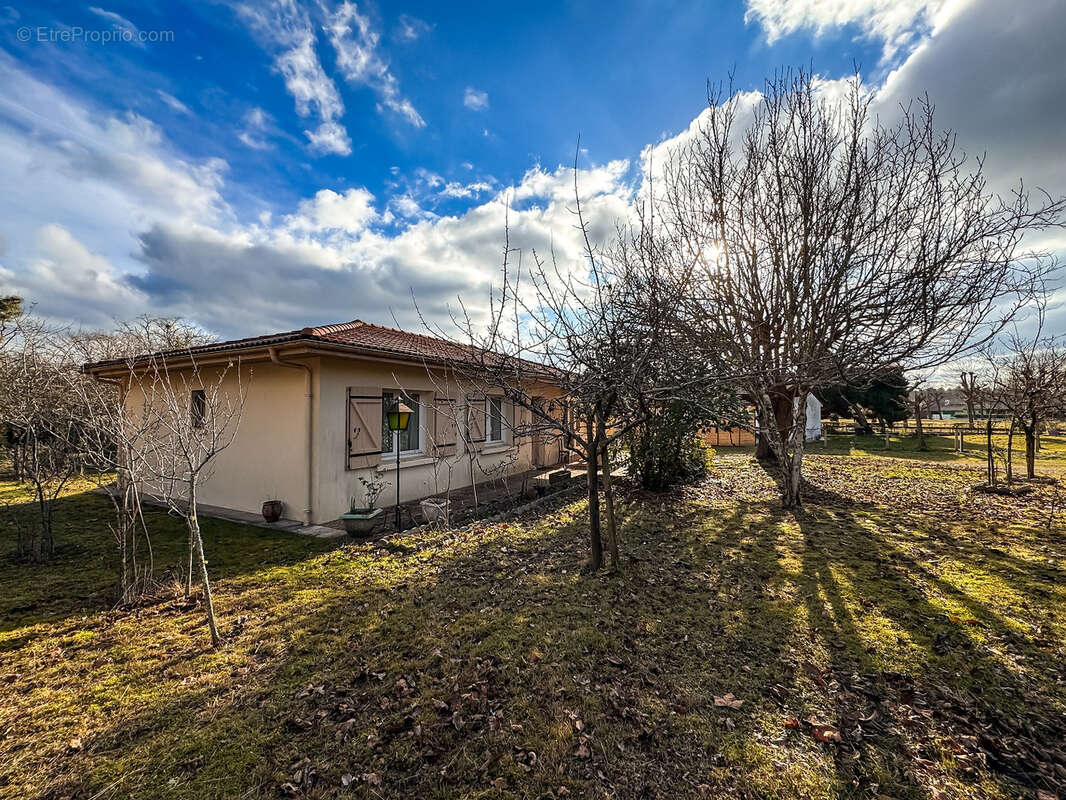 Maison à ONESSE-ET-LAHARIE