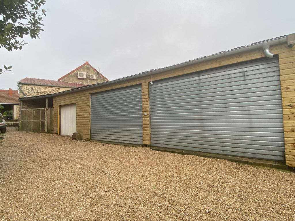 Maison à NEUILLY-SAINT-FRONT