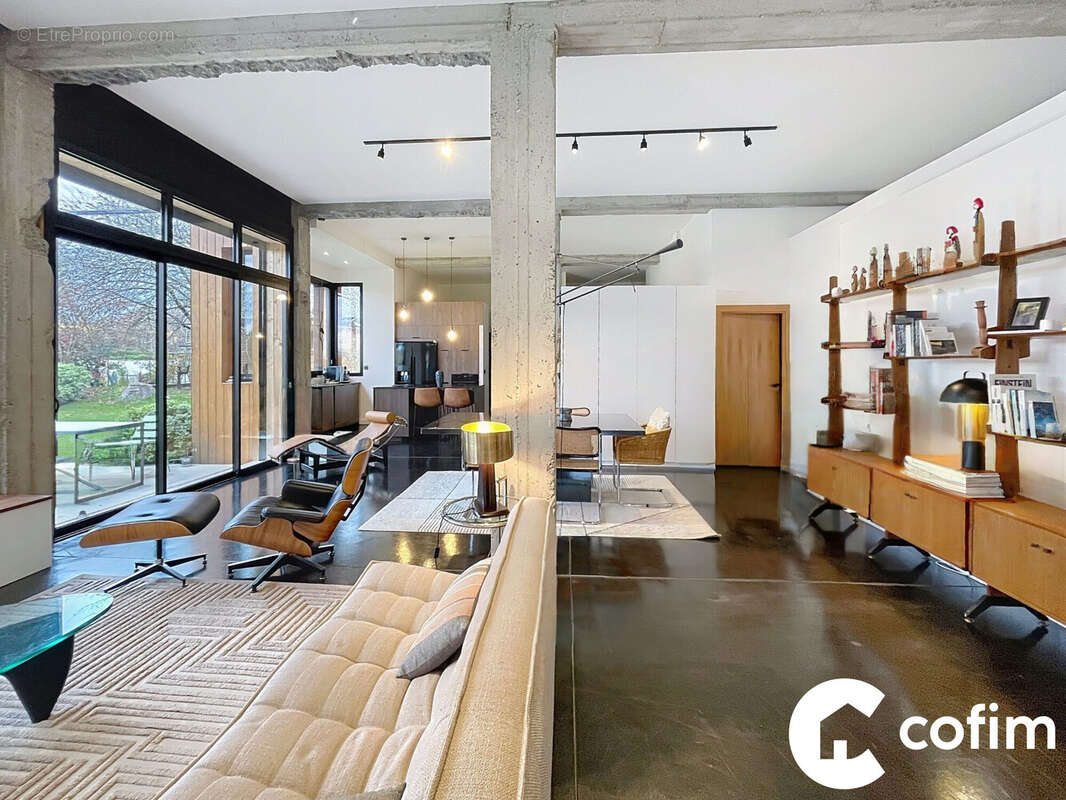 Pièce de vie exposée SUD  - Maison à BORDERES-SUR-L&#039;ECHEZ