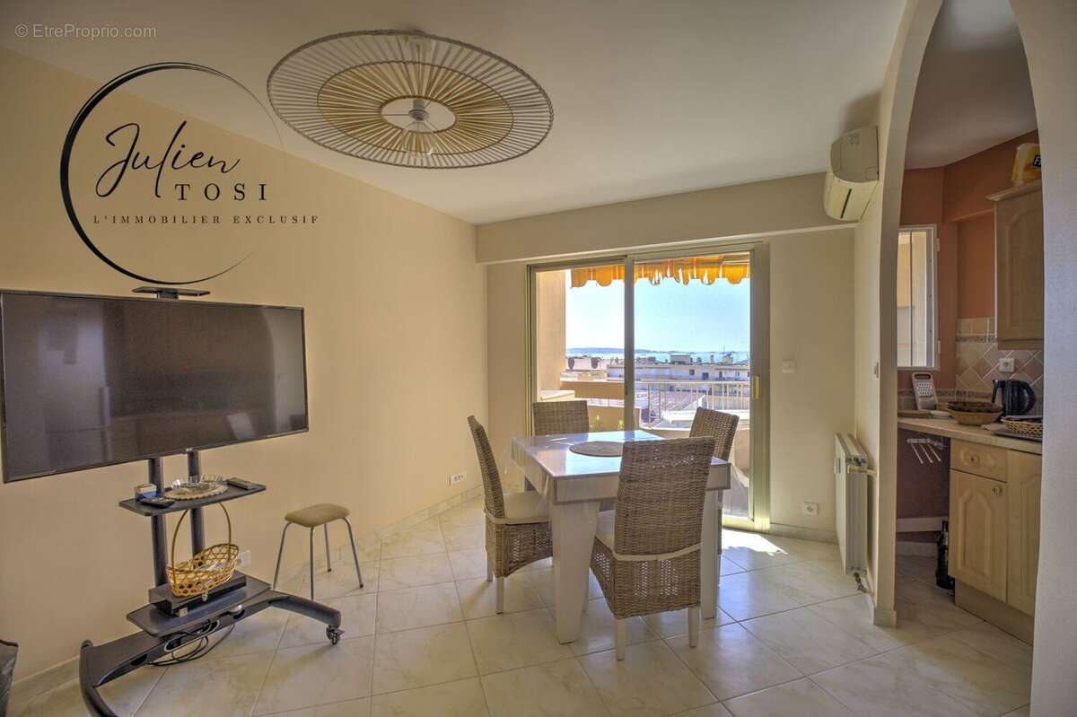 Appartement à VALLAURIS