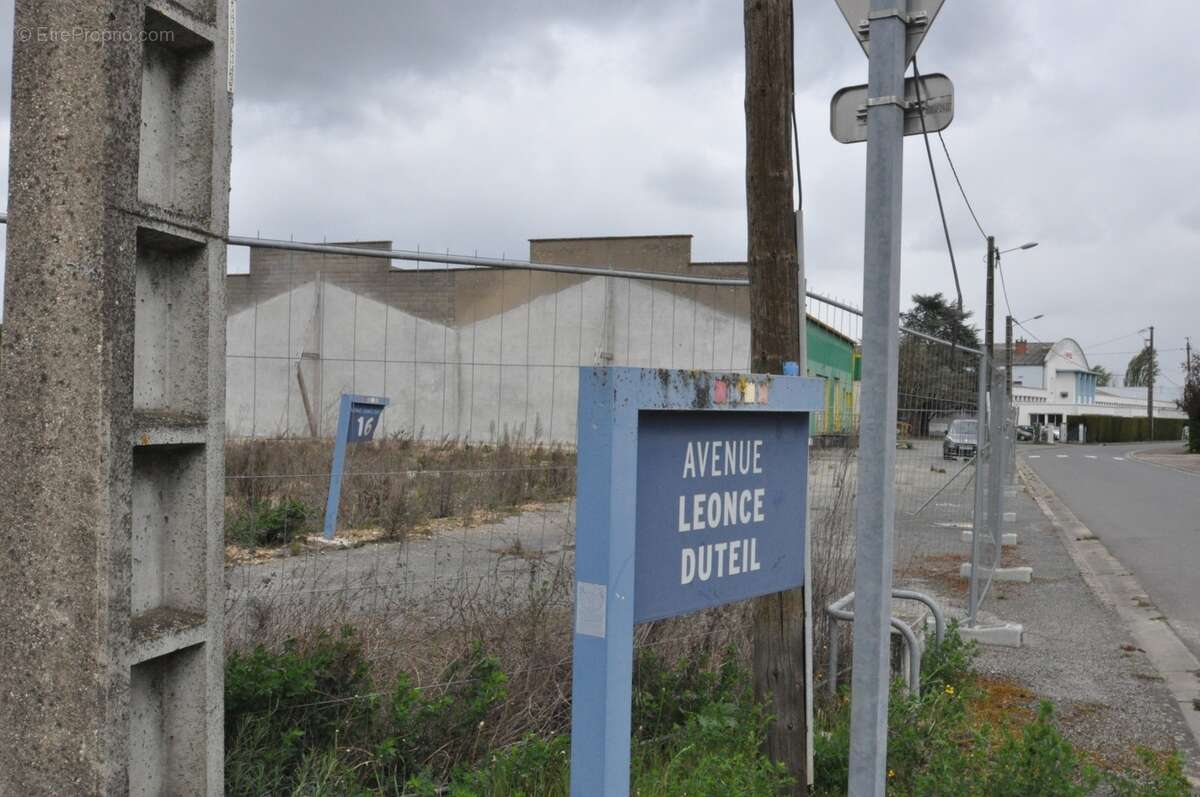 Dpt Vienne (86), à vendre CHATELLERAULT terrain Zone d'Activité Le Sanital - photo 7