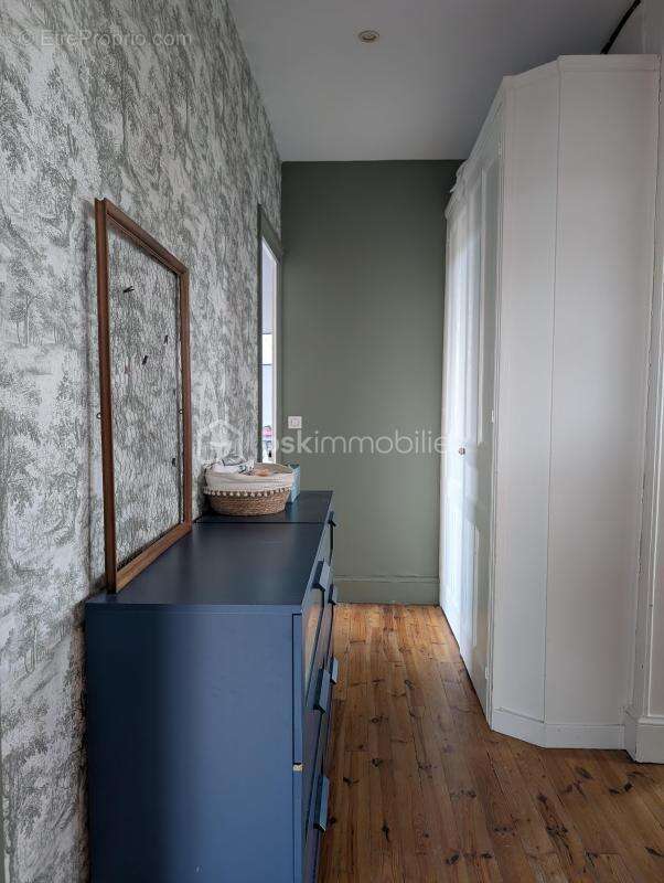 Maison de caractère avec piscine et dépendance – 7 chambres – Montrond-les-Bains - photo 20