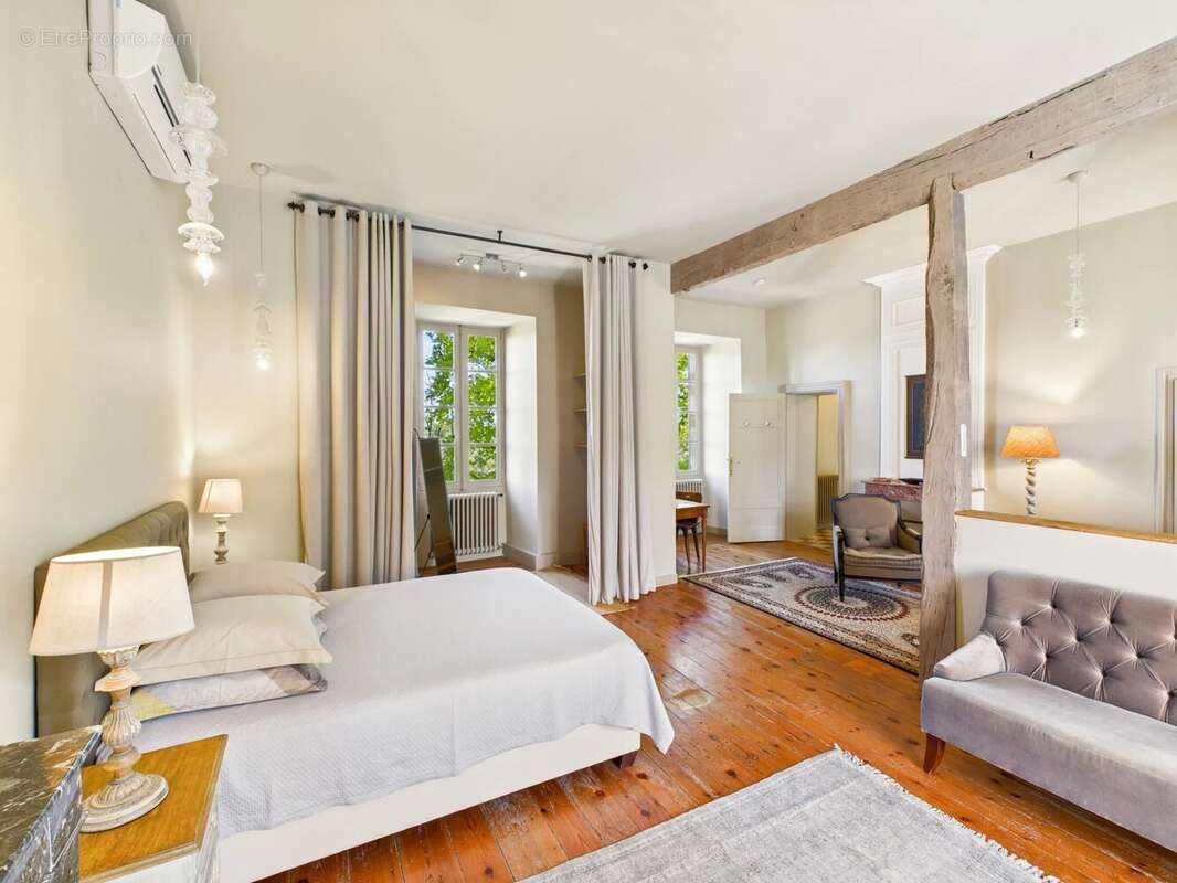 Maison à MONFLANQUIN