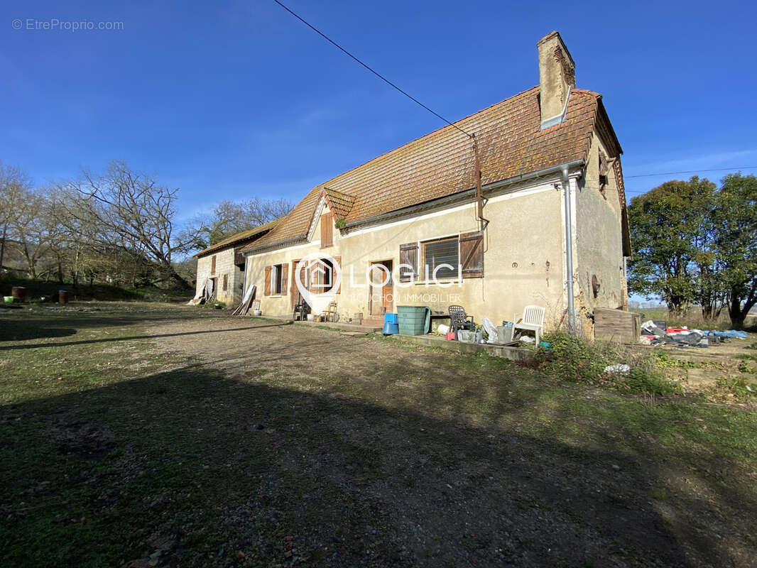 Maison à AURIONS-IDERNES