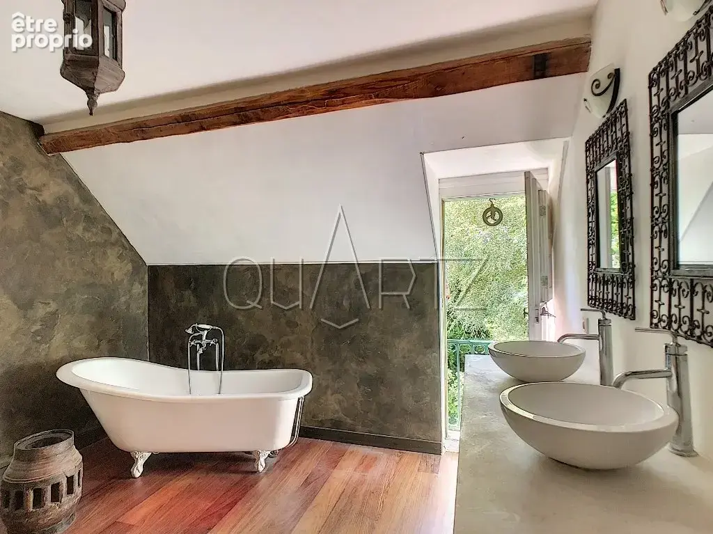 Charme absolu pour cette maison et sa dépendance - photo 9
