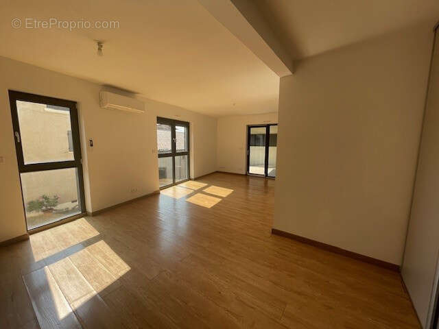 Appartement à CHASSELAY