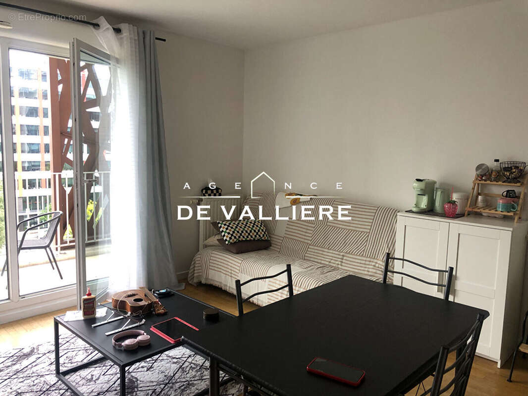 Appartement à NANTERRE