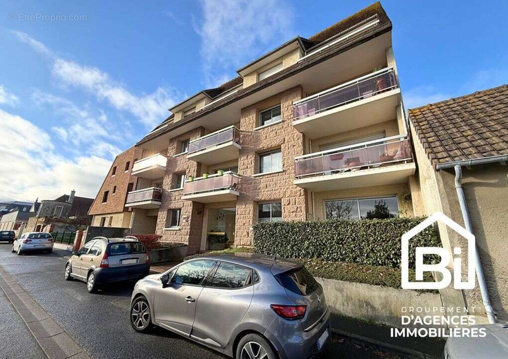 Appartement à OUISTREHAM