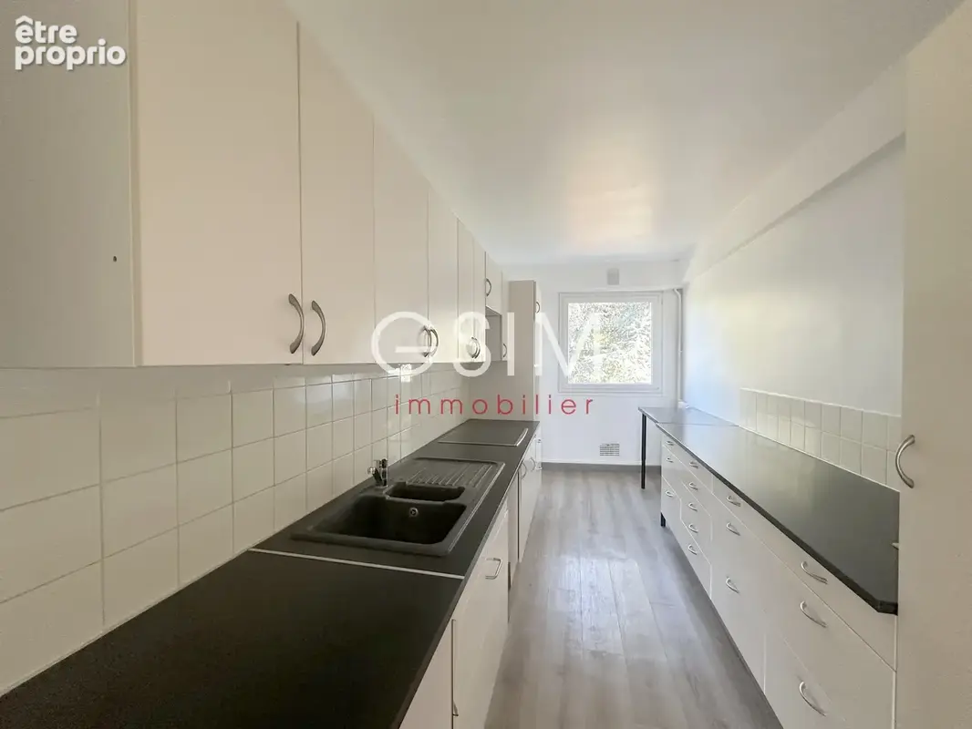 Bel appartement de 85 m2 2 chambres avec vue parc de saint cloud - photo 11