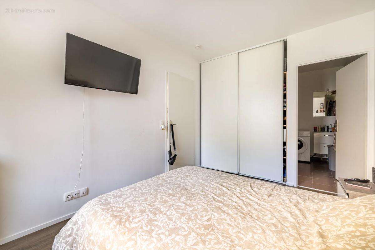 Appartement à FLEURY-MEROGIS