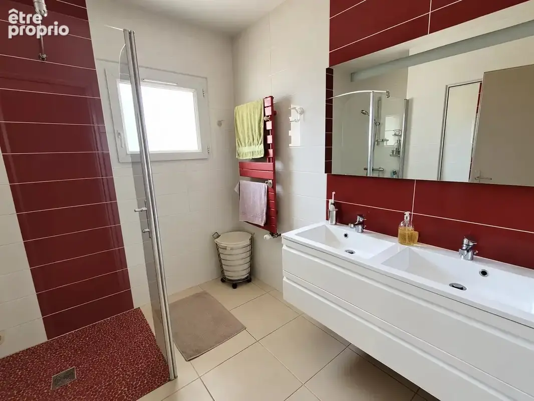 Maison provençale avec piscine - 6 pièces - 157 m² - photo 12