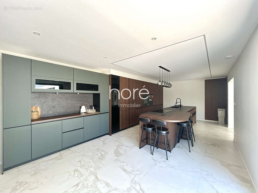 Maison 213 m² à May-Sur-Orne  - photo 6