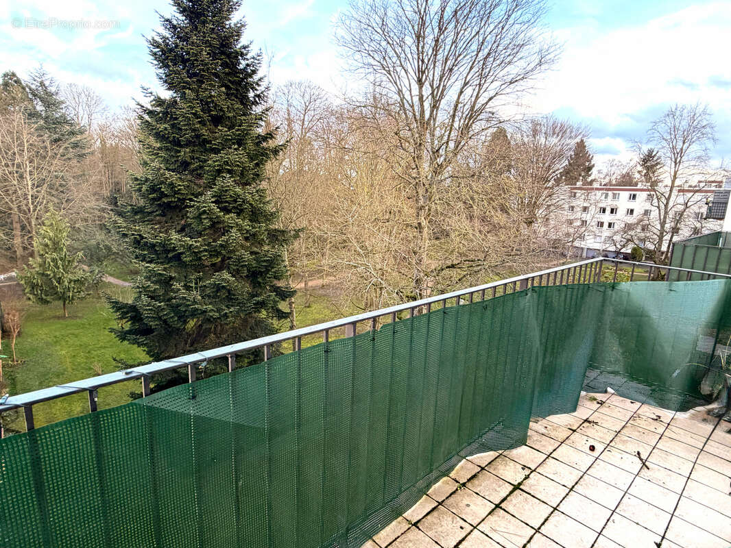 Appartement à SAINT-BRICE-SOUS-FORET