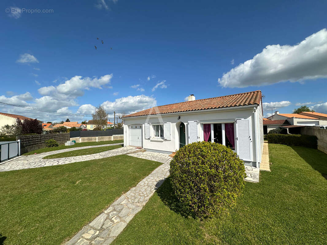 Maison à AIZENAY