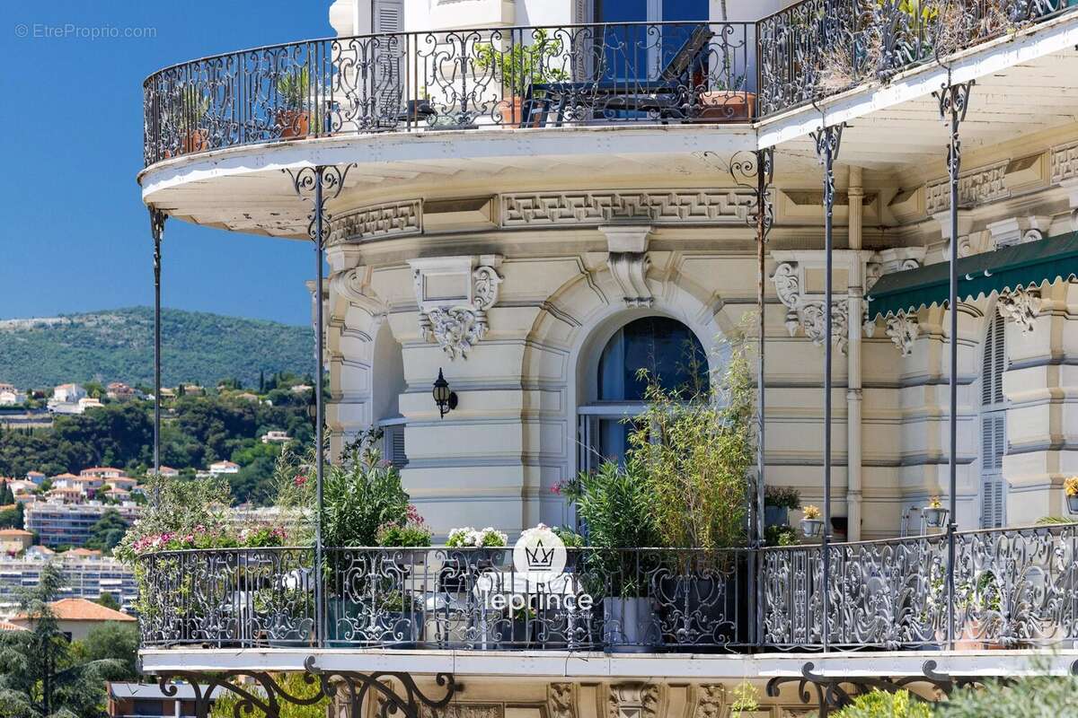 Nice Cimiez - Appartement en Rotonde - Terrasse - photo 6