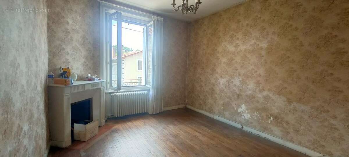 Maison a renover st junien - photo 4