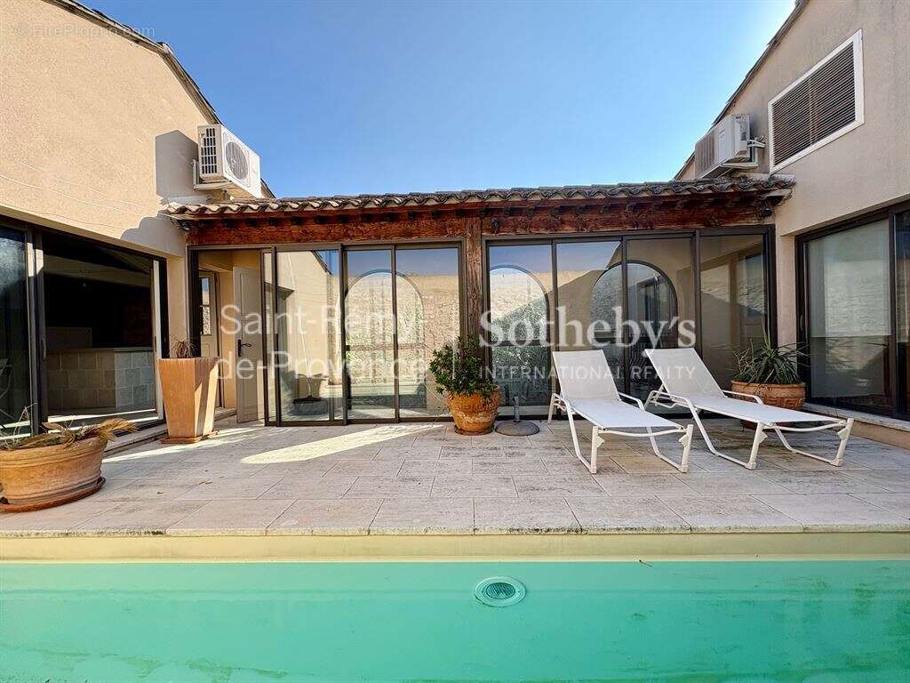 Maison de charme avec piscine au cœur de Maussane-les-Alpilles - photo 4