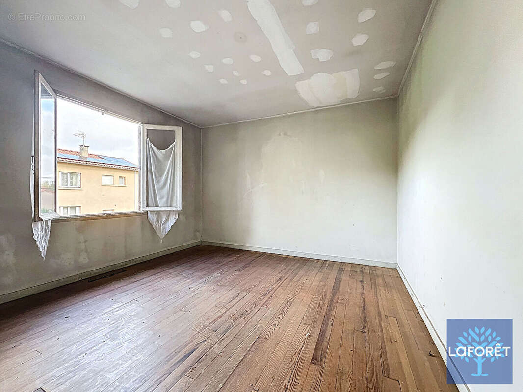 Maison à SAINT-ORENS-DE-GAMEVILLE